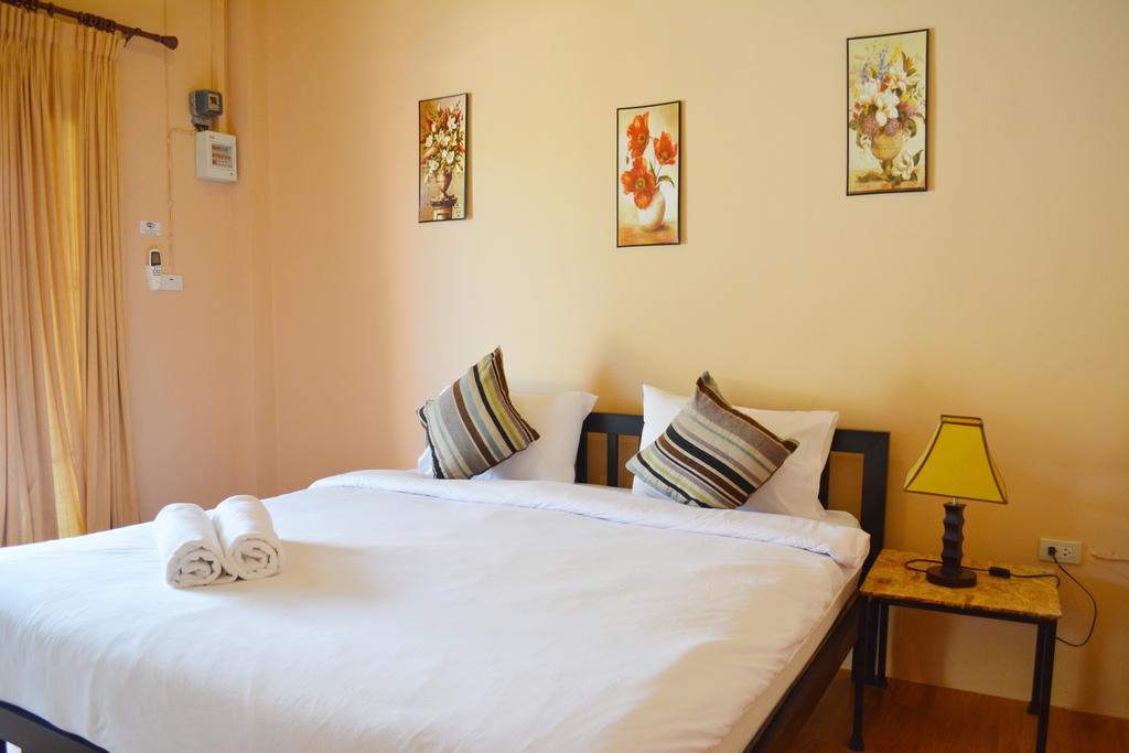Hotell Panisara Pool